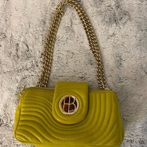 New Henri Bendel small quilted soft lthr bag conv to long or short chain strap.